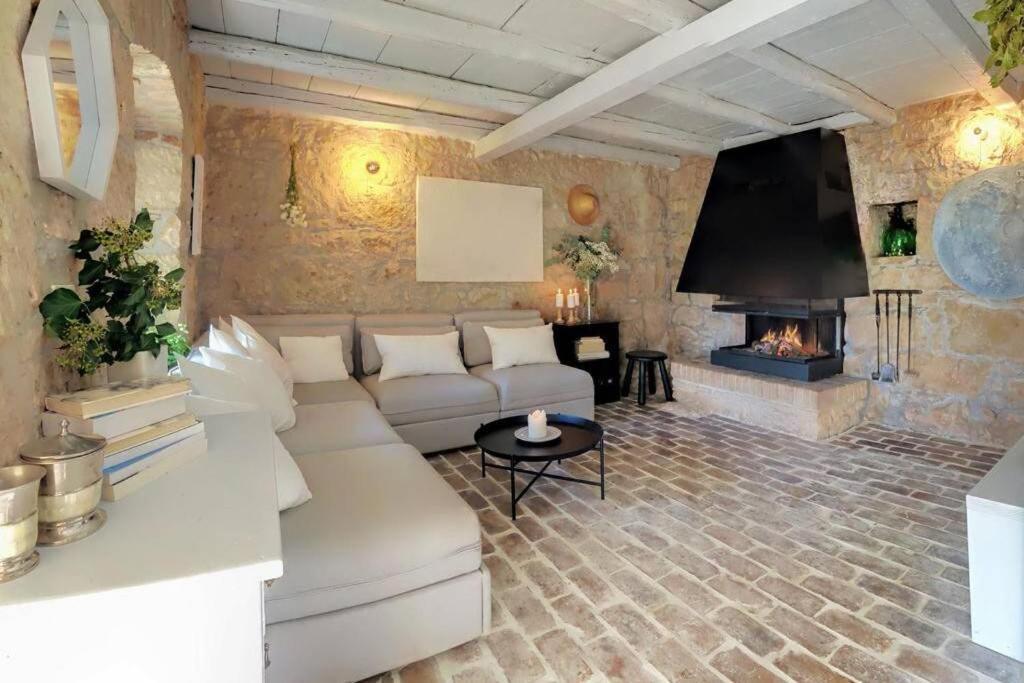 Ferienhaus Villa Alisia, Wunderschoenes Natursteinhaus Bei Porec, Istrien, Kroatien Vranje Selo Kültér fotó