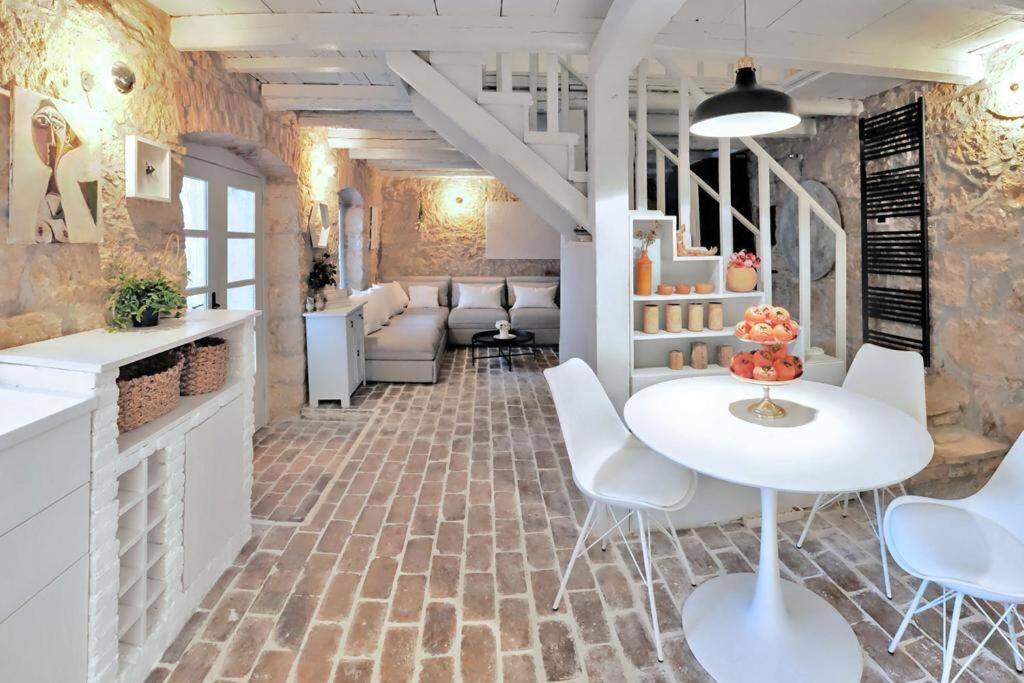Ferienhaus Villa Alisia, Wunderschoenes Natursteinhaus Bei Porec, Istrien, Kroatien Vranje Selo Kültér fotó