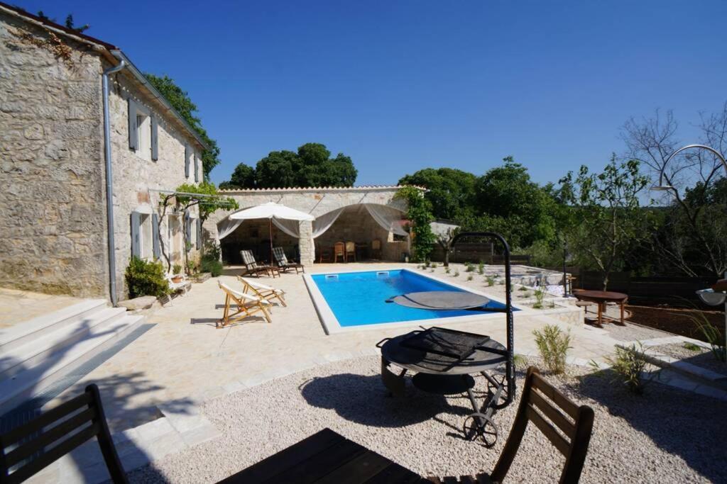 Ferienhaus Villa Alisia, Wunderschoenes Natursteinhaus Bei Porec, Istrien, Kroatien Vranje Selo Kültér fotó